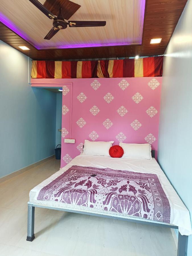 Shree Nivas Home Stay Srīvardhan Extérieur photo